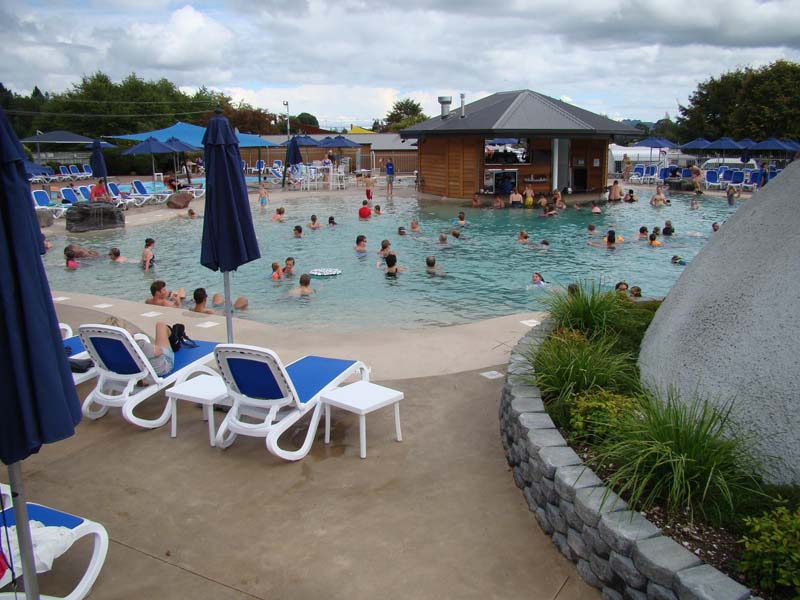 to Lake Taupo TOP 10 Holiday Resort ideal Taupo